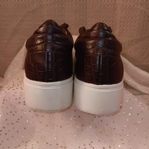 Halogen Atlantic-pacific brown croc embossed shoes. - Picture 6 of 7